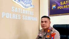 Kasat Lantas AKP Sulaiman saat ditemui di ruang kerjanya. (ALI MUCHTAR / KLIKMADURA)