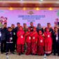 Kepala Disdikbud Pamekasan Basri Yulianto foto bersama Peserta FTBI tingkat Provinsi Jawa Timur jenjang SD usai penerimaan penghargaan, pada Rabu (21/10/2026 di Balai Besar Bahasa Jawa Timur. (ISTIMEWA)