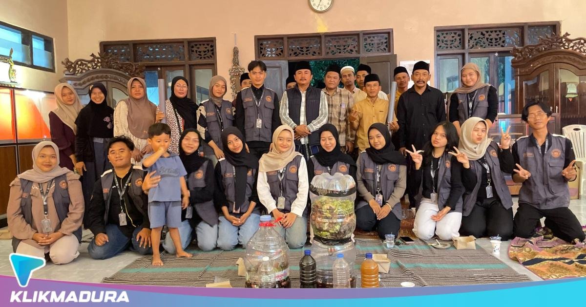 KKN UTM Kelompok 32 Hadirkan SIPINTAR di Aeng Tongtong, Ajak Warga Olah Limbah Jadi Pupuk Organik