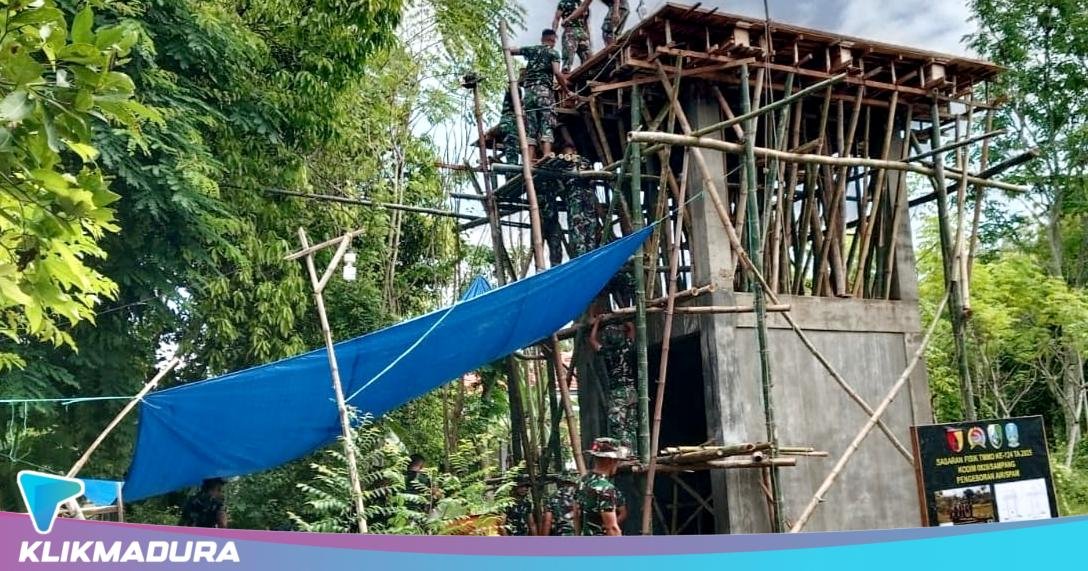 TNI Kebut Pembangunan Sumur Bor dan Tandon di Desa Panyepen Sampang