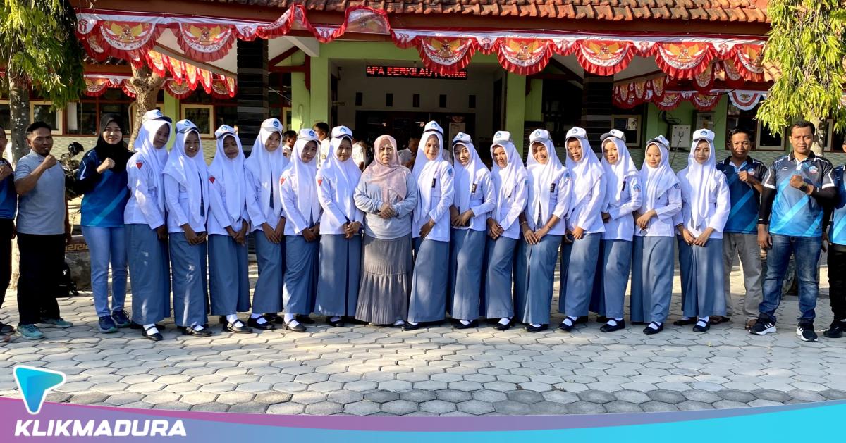 Luar Biasa! SMAN 1 Pademawu Sabet Juara I Gerak Jalan Tingkat Kabupaten Pamekasan