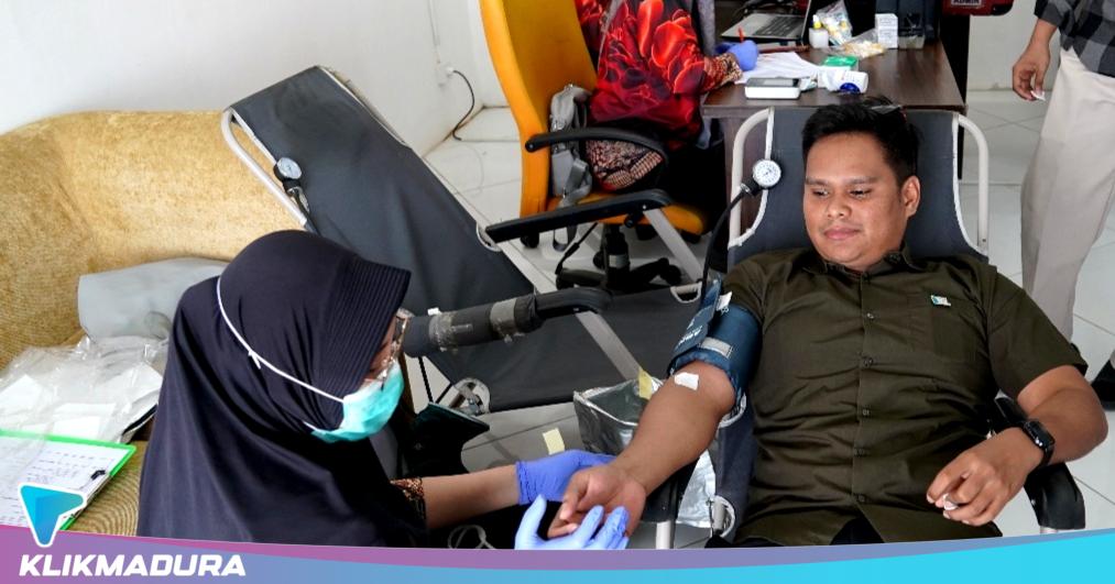 Semarak HUT ke-81 RI, Imigrasi Pamekasan Gelar Donor Darah dan Cek Kesehatan Gratis